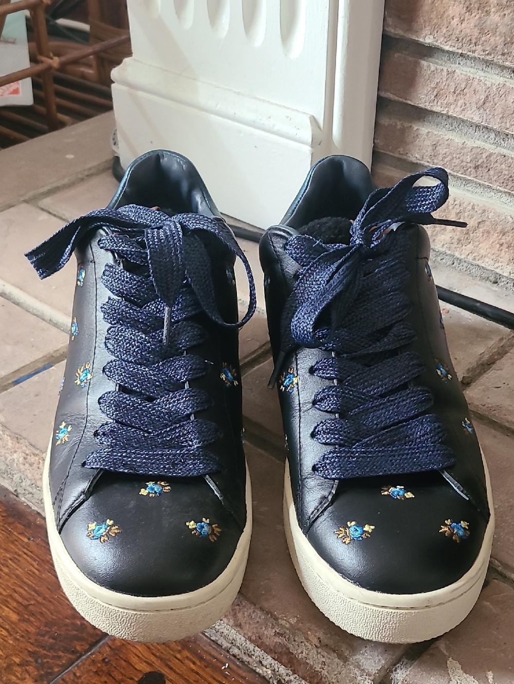 Coach Prairie Floral Low Top Sneakers Size 9.5